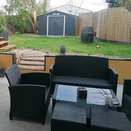 Maison 4 Personnes Dans Village Atypique Proche *